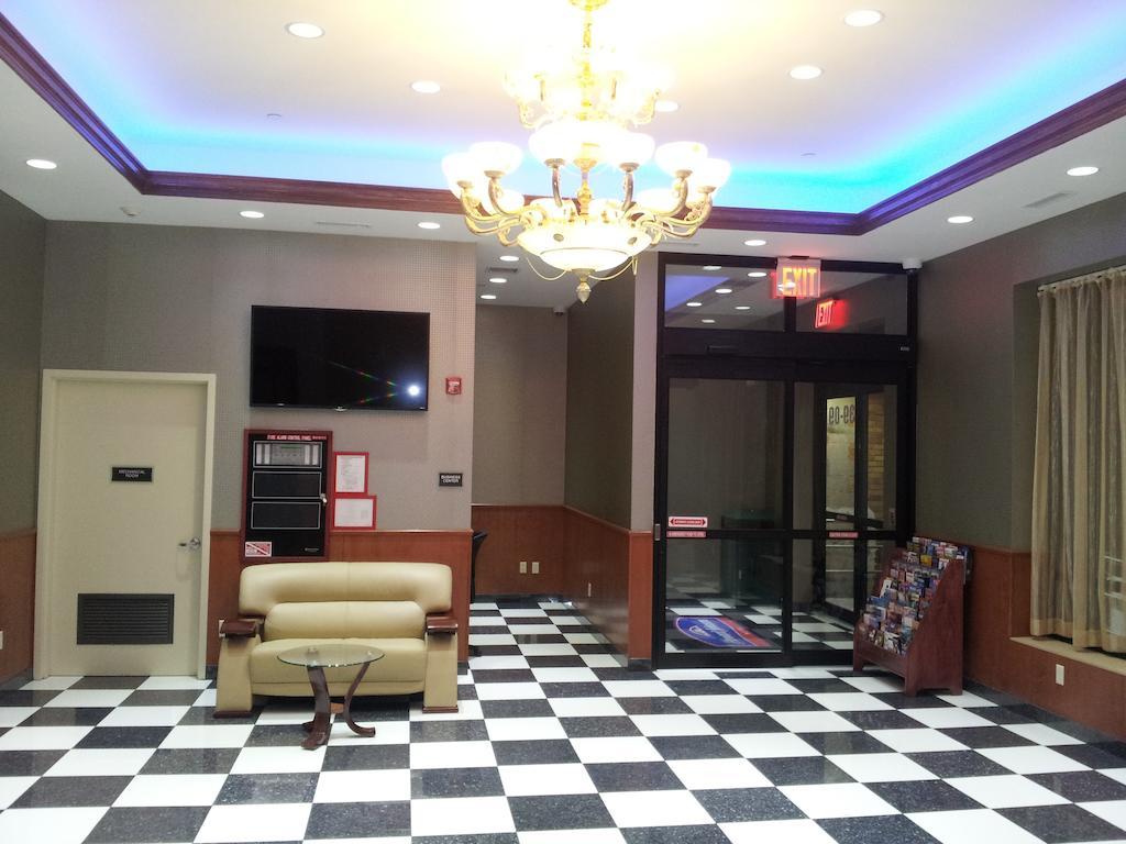 Howard Johnson By Wyndham Jamaica Ny Near Airtrain Jfk New York Eksteriør billede
