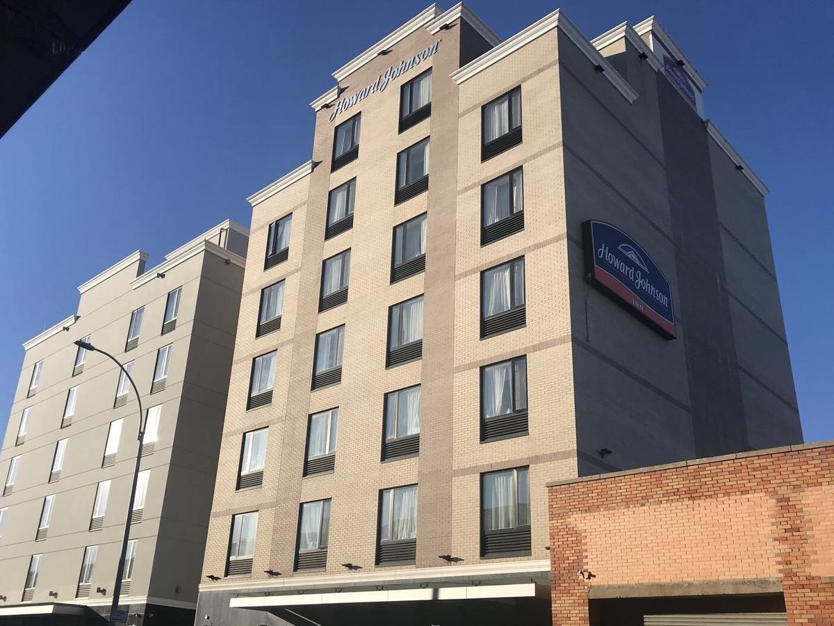 Howard Johnson By Wyndham Jamaica Ny Near Airtrain Jfk New York Eksteriør billede
